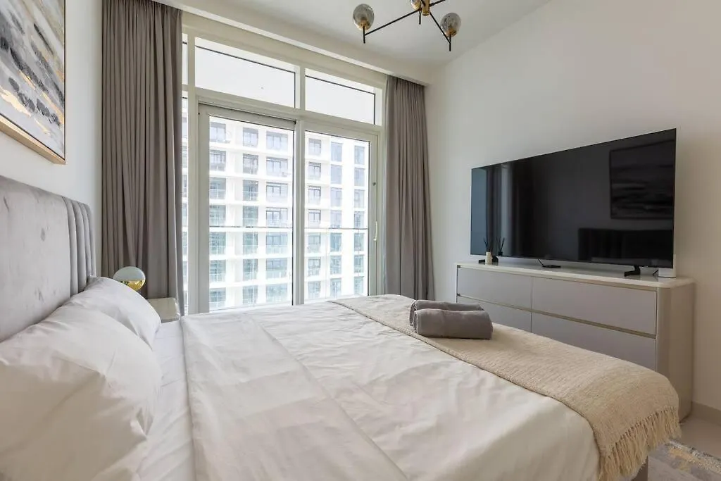 New 3Bdr Apartment In Sunrise Bay With Own Beach Dubai