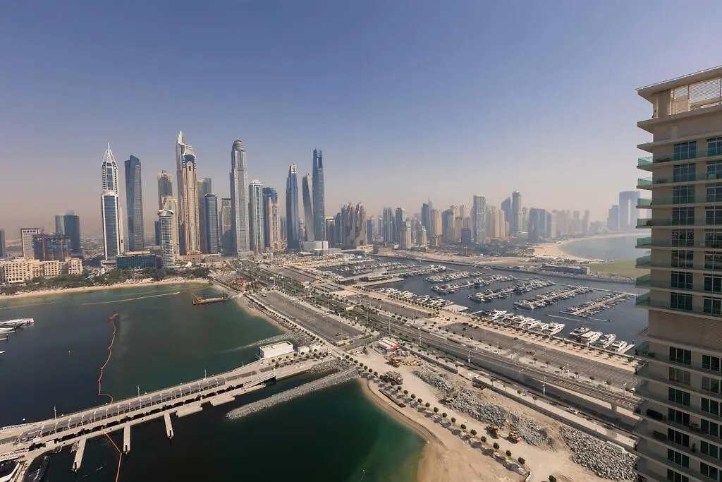 New 3Bdr Apartment In Sunrise Bay With Own Beach Dubai