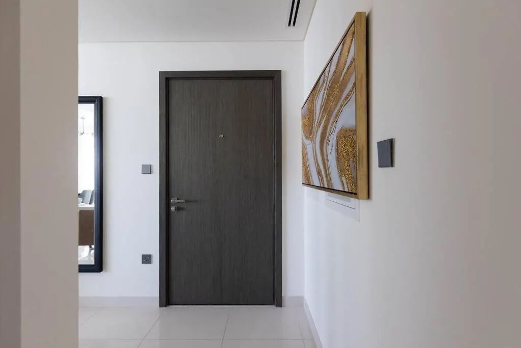 New 3Bdr Apartment In Sunrise Bay With Own Beach Dubai