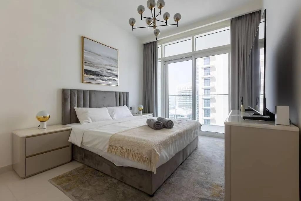 New 3Bdr Apartment In Sunrise Bay With Own Beach Dubai