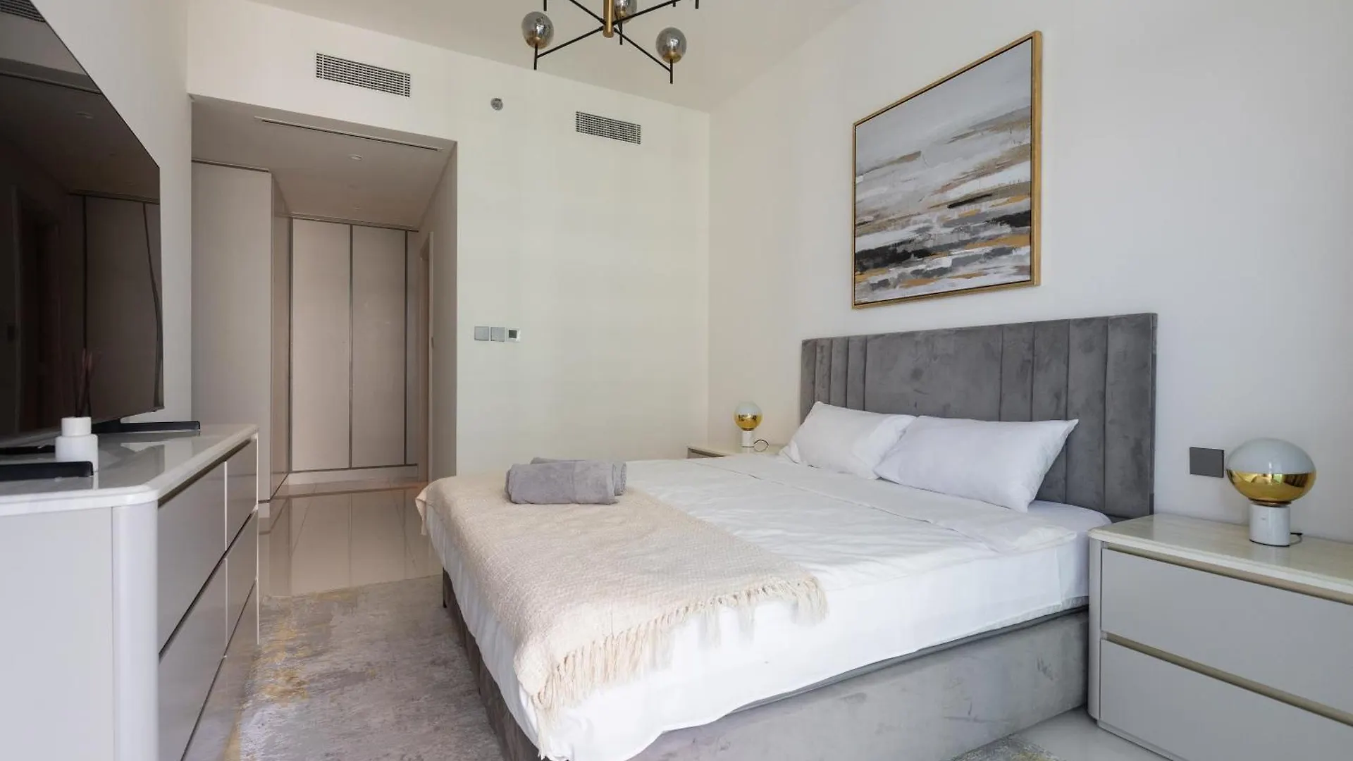 New 3Bdr Apartment In Sunrise Bay With Own Beach Dubai United Arab Emirates