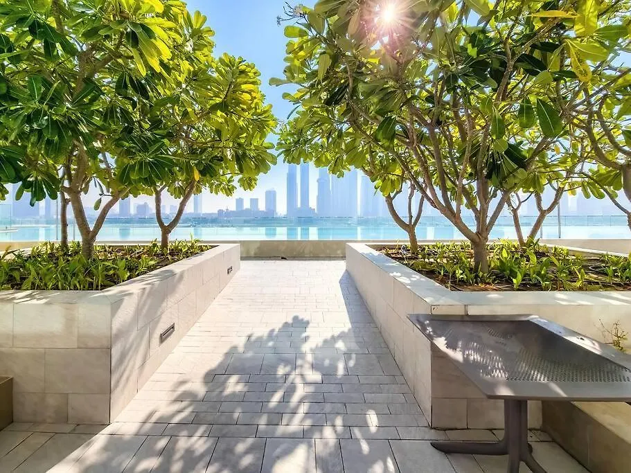 New 3Bdr Apartment In Sunrise Bay With Own Beach Dubai