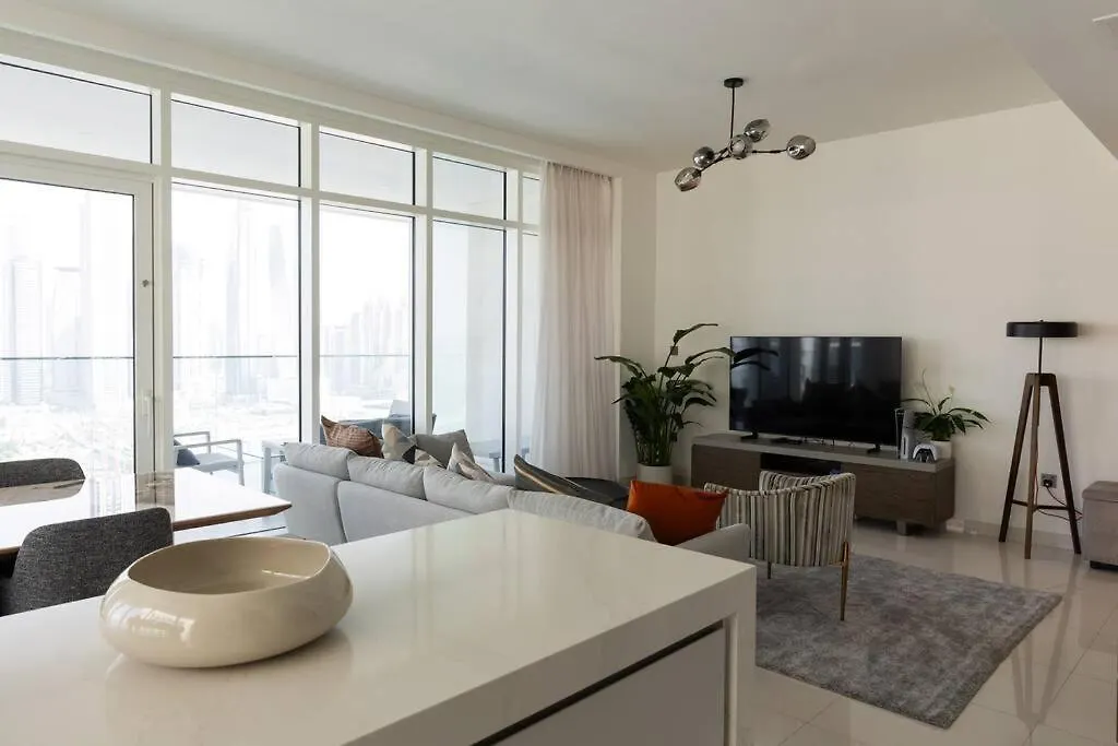 New 3Bdr Apartment In Sunrise Bay With Own Beach Dubai